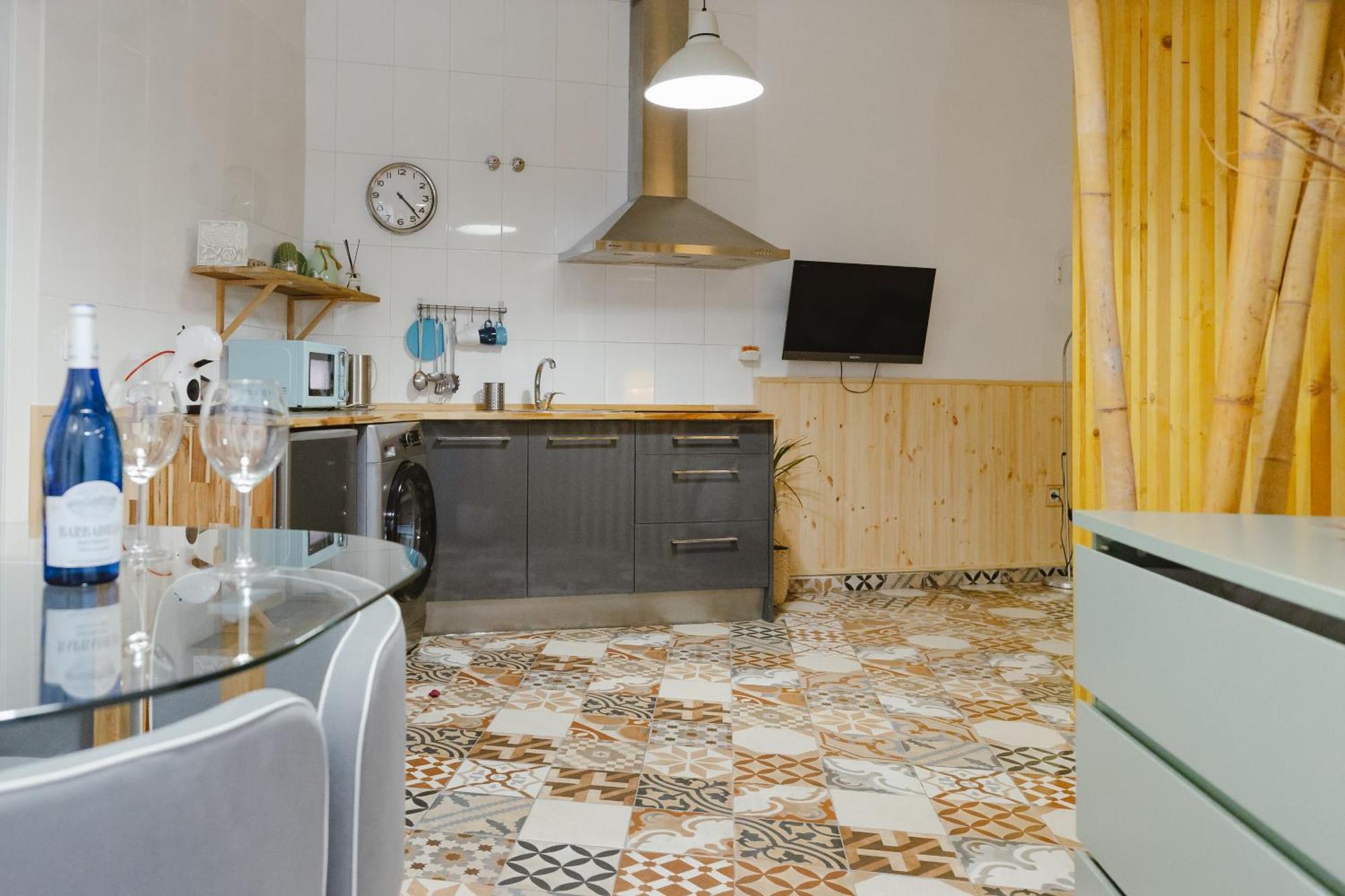 Letsmalaga - Lovely Studio In Malaga Centre Buitenkant foto